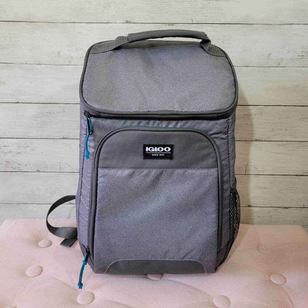 Igloo Soft Sided Cooler Backpack‎ 24 Can Capacity Gray with Pocket FLAWS